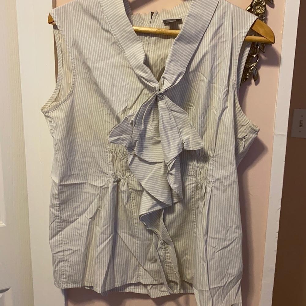 Worthington Tie Front Dress Top